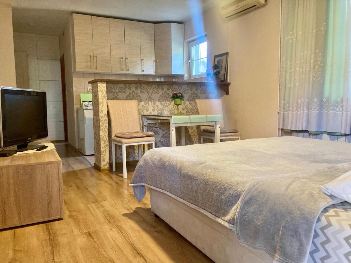 Apartment Milos Belgrade Bilik gambar