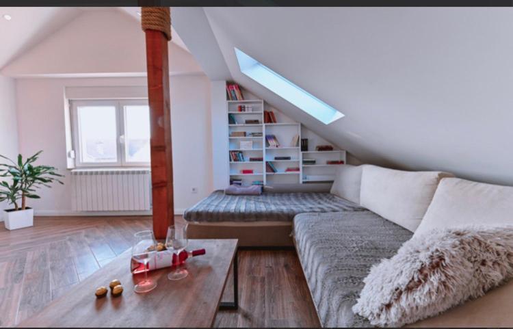 Apartment Milos Belgrade Bilik gambar