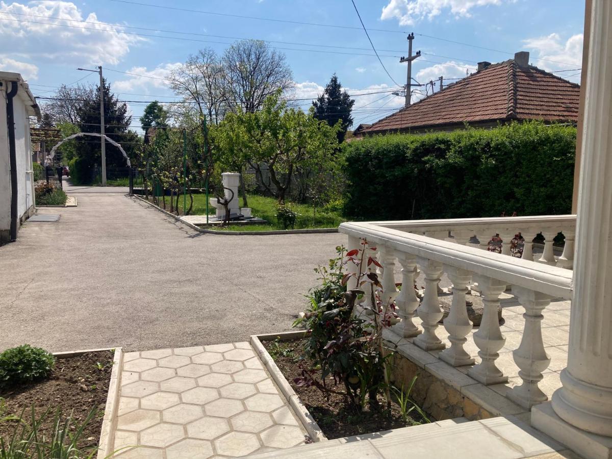 Apartment Milos Belgrade Luaran gambar